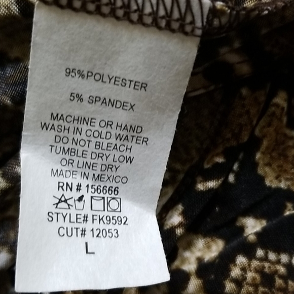 New Python long sleeve blouse - Picture 6 of 6